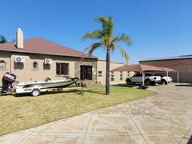 Commercial for sale in Ekurhuleni, Gauteng