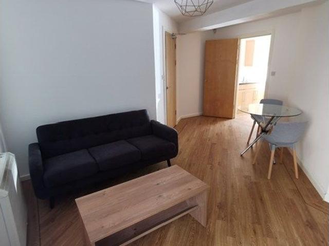 Apartment for rent in Woodhouse, West Yorkshire