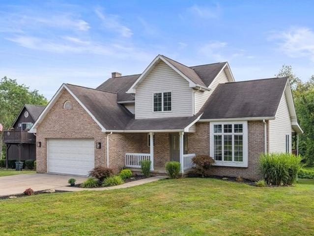 House for sale in Aliquippa
