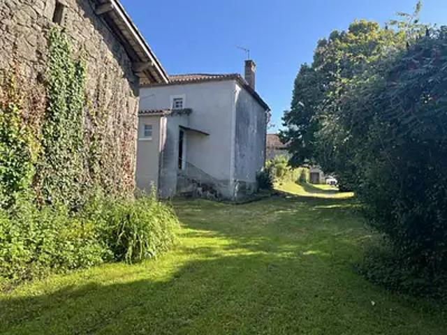 Maison vente à Nontron, Busserolles