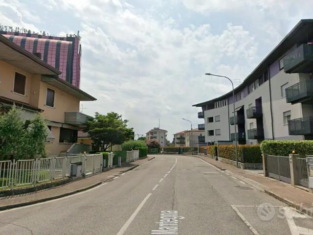 Appartamento in affitto a Bussolengo, Verona