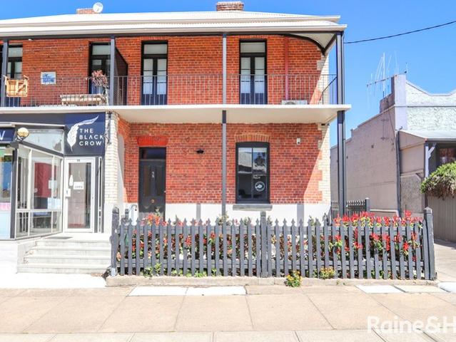 Retail for rent in Bathurst