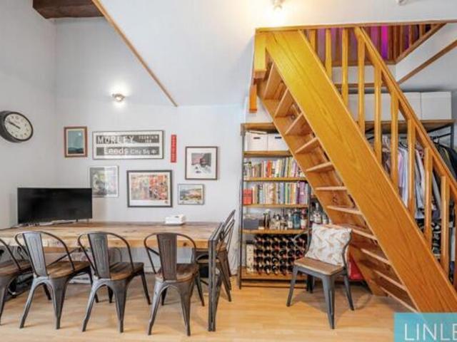 House for sale in Holbeck Urban Village, Leeds