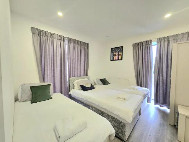 House for rent in London Borough of Newham, Greater London