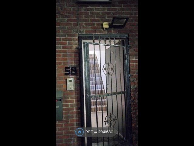 House for rent in Canning Town, Greater London