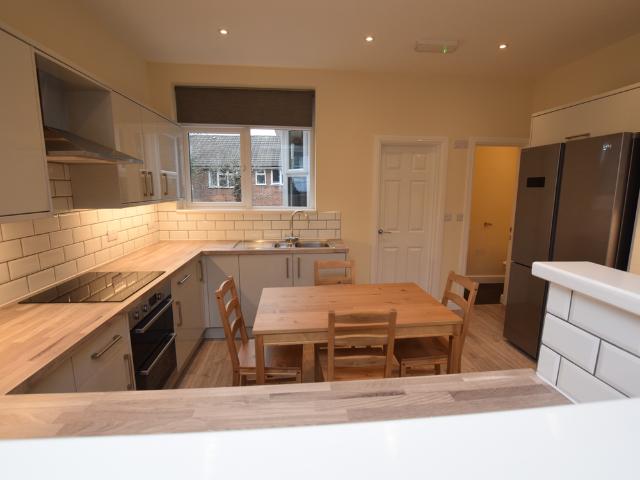 Room for rent in Haddon, East Midlands