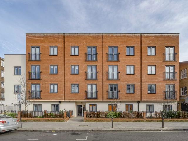 Apartment for rent in London Borough of Hammersmith and Fulham, Greater London