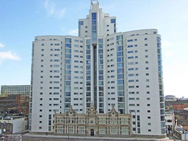 Apartment for rent in Brewery Quarter, Cardiff