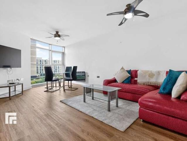 Apartment for rent in Brewery Quarter, Cardiff