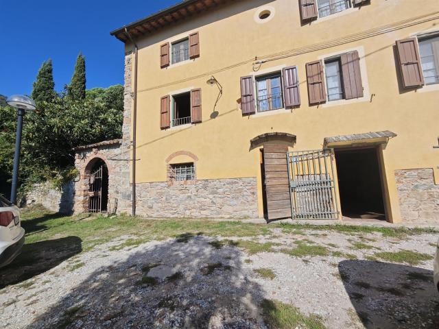 Casa in vendita a Buti, Toscana