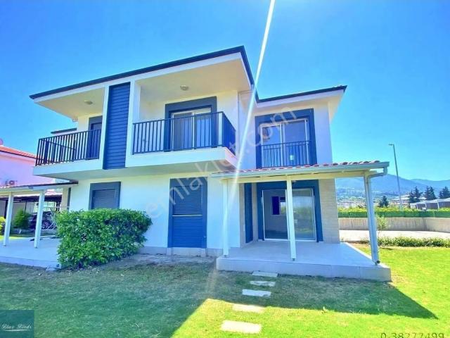 Kuşadasi, Aydin içerisinde satılık Villa
