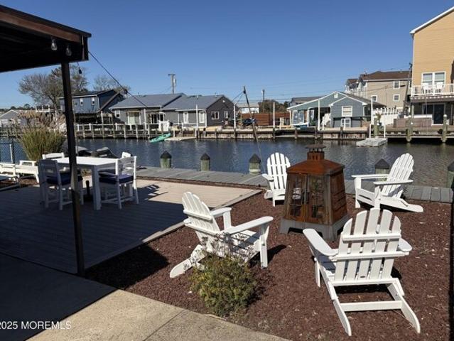 House for sale in Bayville, New Jersey