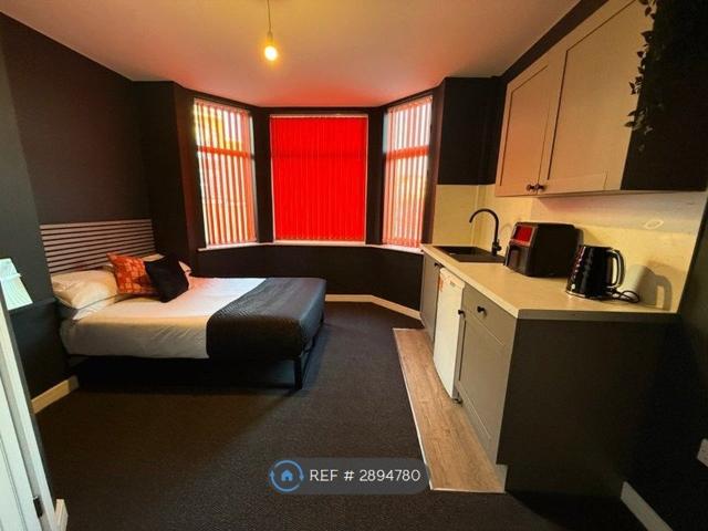 Room for rent in Stoke, Stoke-on-Trent