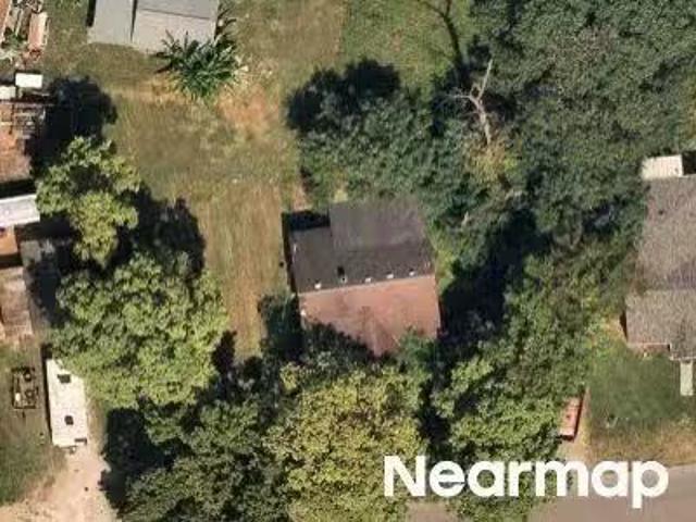 House for sale in Bowling Green