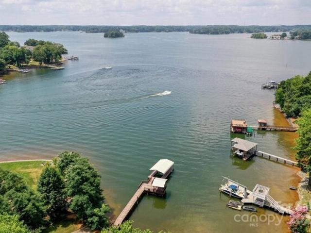 Land for sale in Mooresville