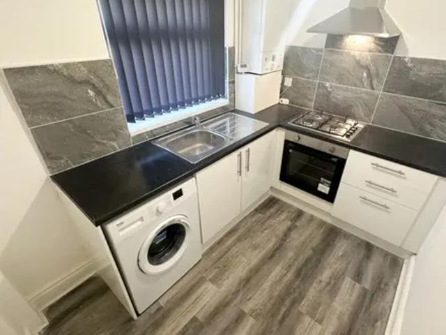 House for rent in Calderstones
