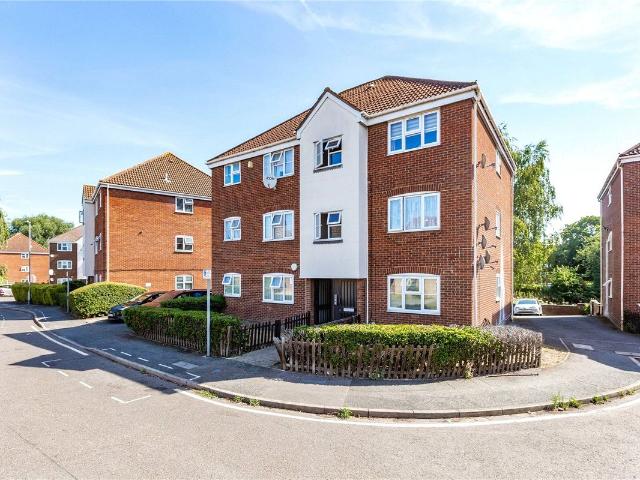 Apartment for rent in London Borough of Barking and Dagenham, Greater London