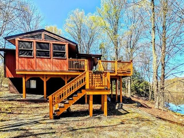 House for sale in Canadensis