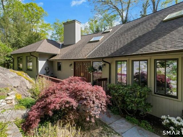 House for sale in Cos Cob, Connecticut