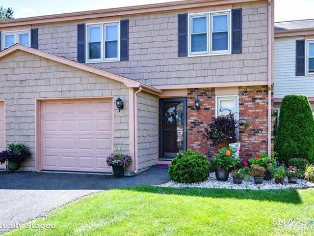 House for sale in Rocky Hill, Connecticut