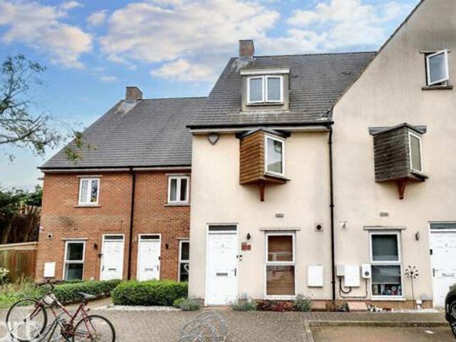 House for sale in North Watford, Hertfordshire