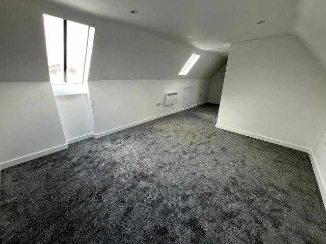 Studio for rent in Rodbourne, Swindon