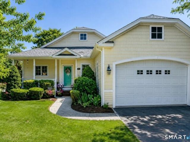 Condo for sale in The Village at Loveland Hills, Hebron