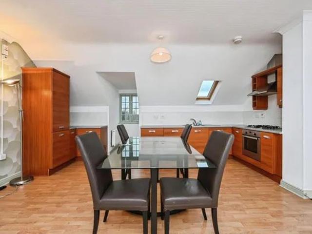 Apartment for rent in Kingswood, Burtonwood and Westbrook