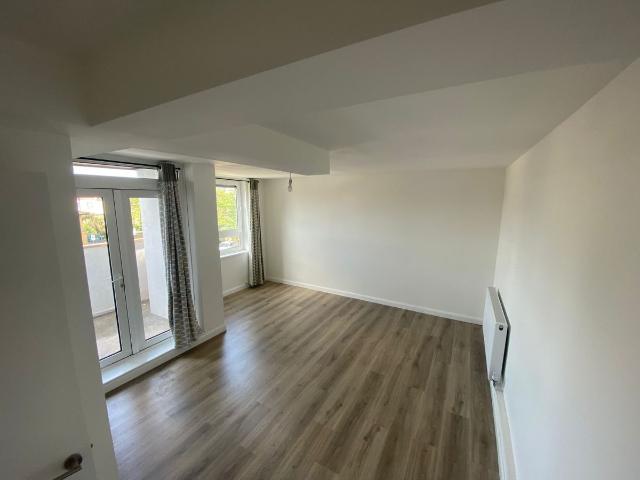 House for rent in Loxford, Greater London