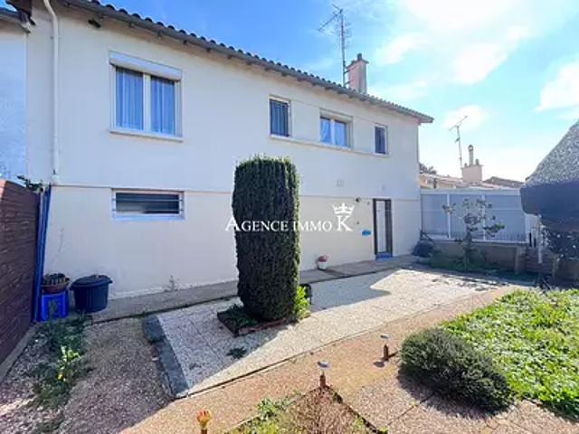 Maison vente à Poitiers, Buxerolles