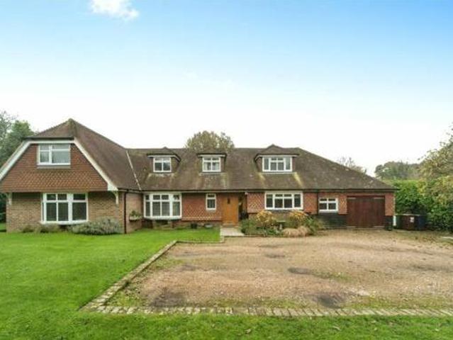 House for sale in Uckfield, Cross In Hand