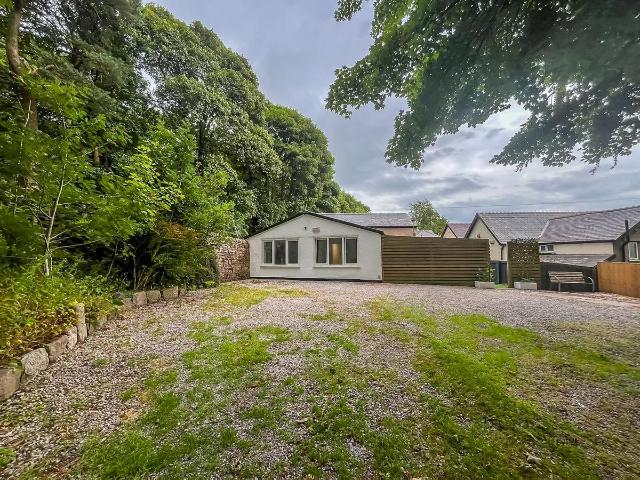 House for rent in Burbage, Charlesworth