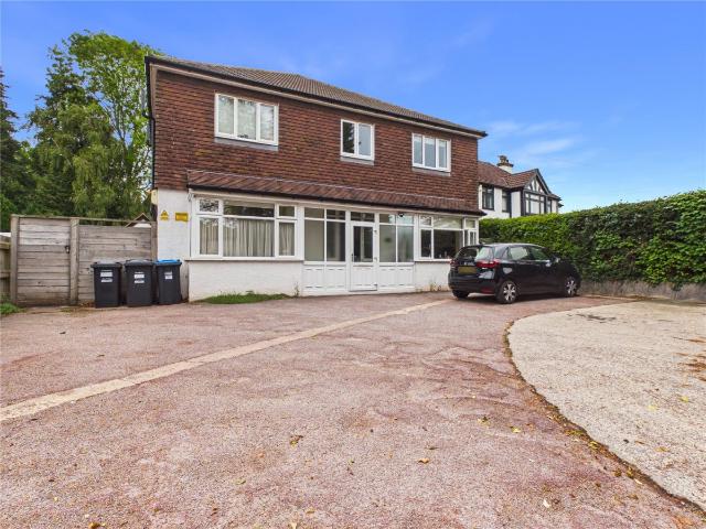 Apartment for rent in Caterham, Tandridge