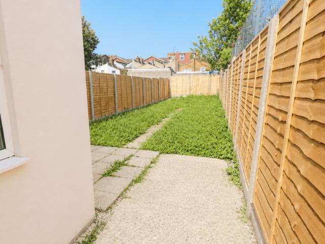House for rent in Maryland, Greater London