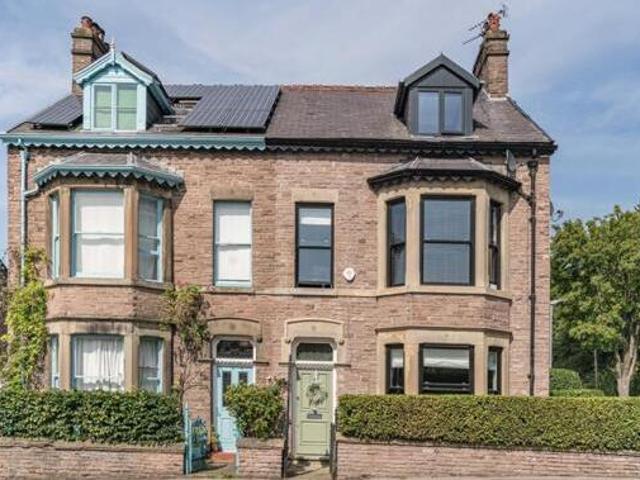 House for sale in Hurdsfield, Macclesfield