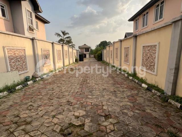 House for sale in Ojo