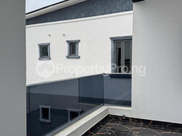 Apartment for sale in Eti Osa, Abuja