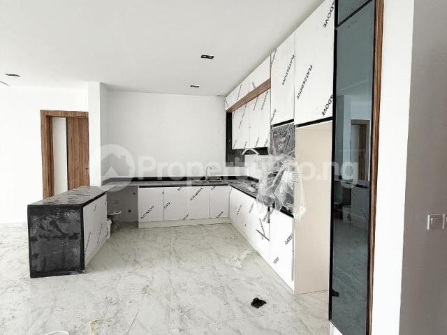 House for sale in Eti Osa, Abuja