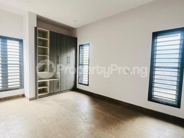 Apartment for sale in Surulere