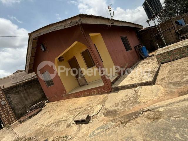 Bungalow for sale in Alimosho, Abuja