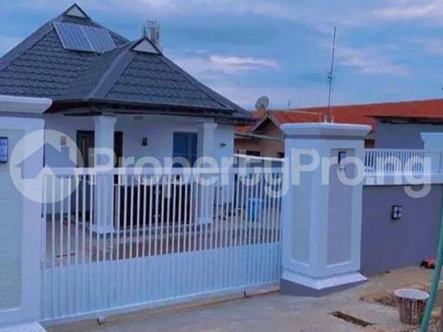 Bungalow for sale in Ojo