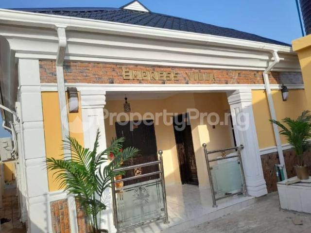 Bungalow for sale in Alimosho, Abuja