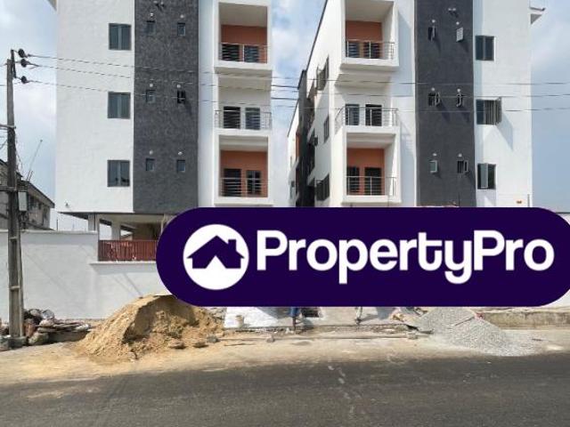 House for sale in Surulere