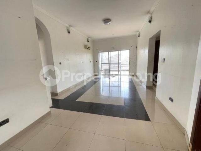 Apartment for sale in Eti Osa, Abuja