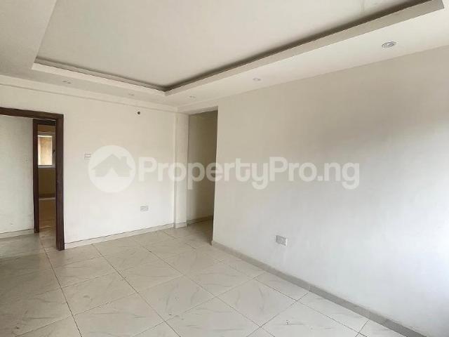House for sale in Surulere
