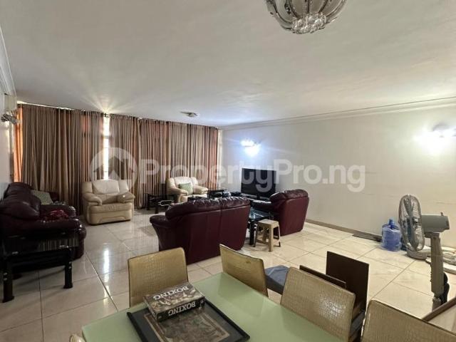 House for sale in Eti Osa, Abuja