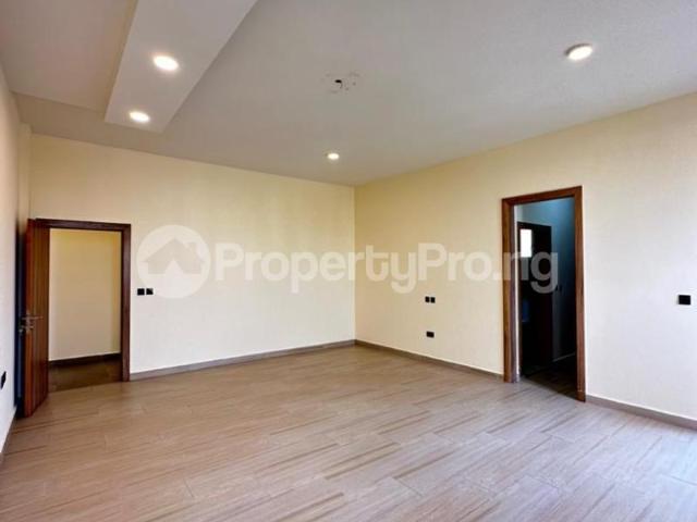 House for sale in Eti Osa, Abuja