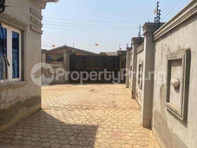 Bungalow for sale in Ojo