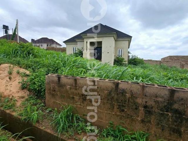 Bungalow for sale in Enugu