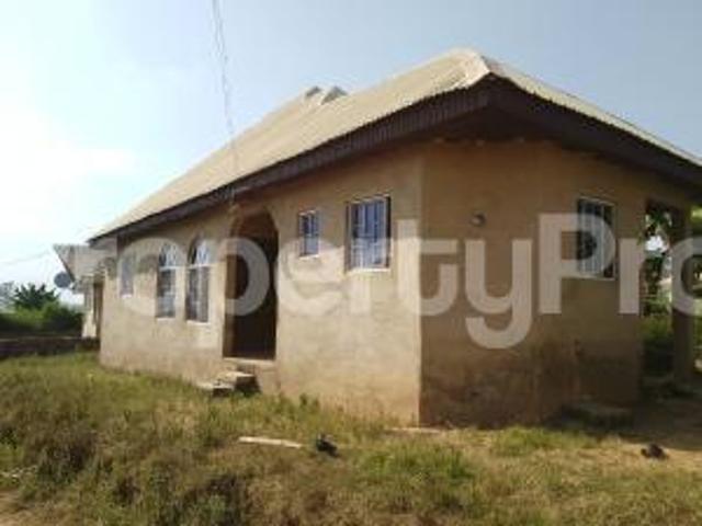 Bungalow for sale in Ojo